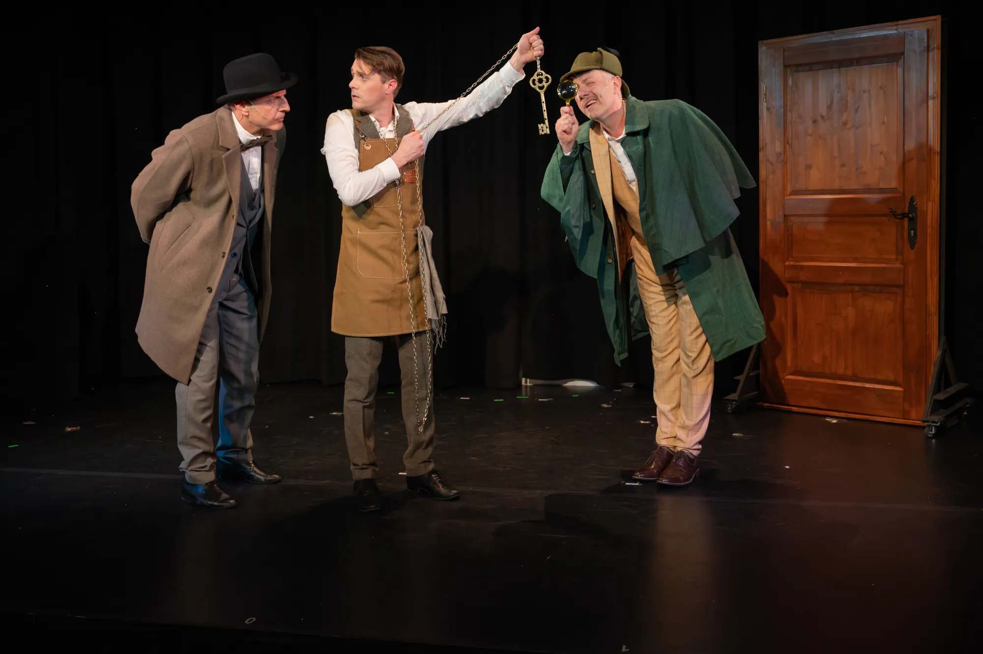 Juniperus, Sherock Holmes und der ...Stein!?